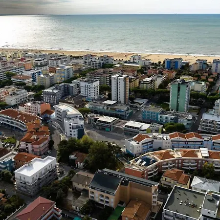 Cozy Flat With Private Garden Apartment Bibione